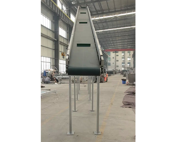 爬坡皮帶機